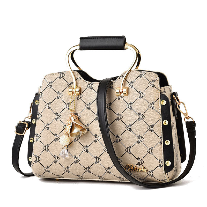 Women's fashion messenger handbag - Beuti-Ful