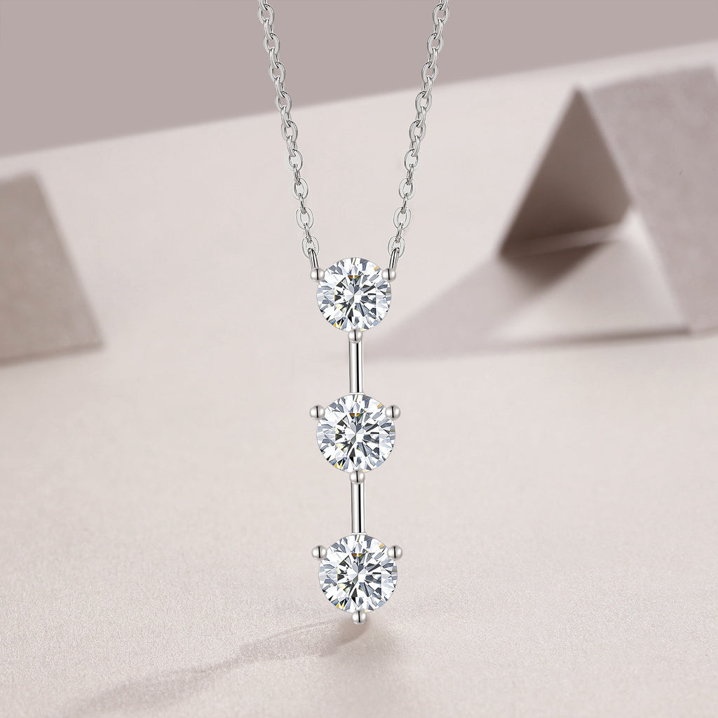 1 Carat Silver Necklace Pendant Set With Top Grade Moissanite, Made Of S925 Silver Plated Platinum. - Beuti-Ful