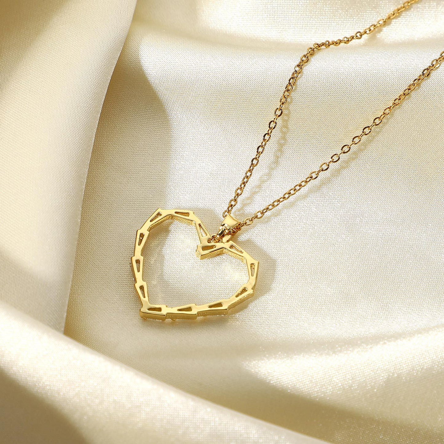 Women's Stainless Steel Triangle Heart-shaped Zircon Pendant Necklace - Beuti-Ful