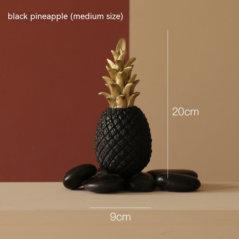 Kreative goldene Ananas-Dekoration für das Wohnzimmer