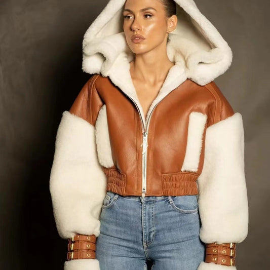 Women's Fur One-piece Lamb Fur Short Coat