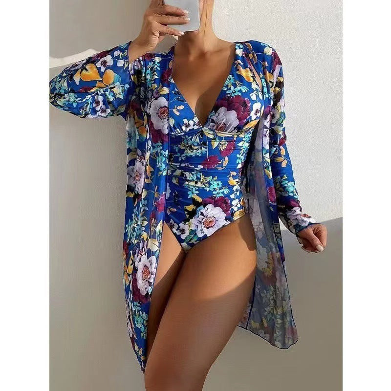 Enganliegender dreiteiliger Bikinianzug mit Blumenmuster für Damen